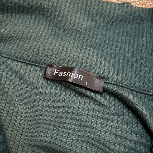 Green Ribbed Two-Piece Set - Picture 3 of 4